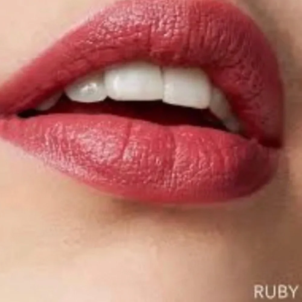 Bobbi Brown Crushed Lip Color in Ruby